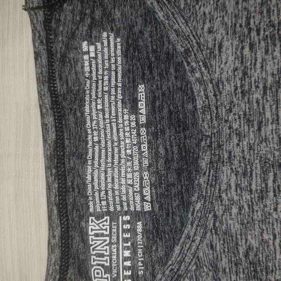 VS PINK Seamless Workout Crop Top - Picture 3 of 5